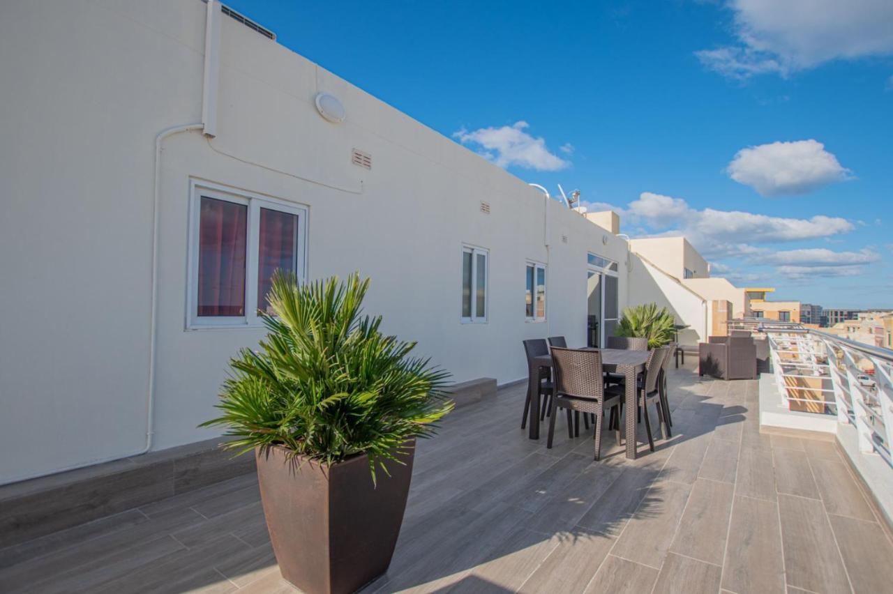 Kernice Penthouse With Sea And Country Views Of Xghajra المظهر الخارجي الصورة