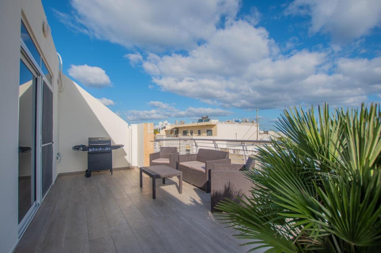 Kernice Penthouse With Sea And Country Views Of Xghajra المظهر الخارجي الصورة