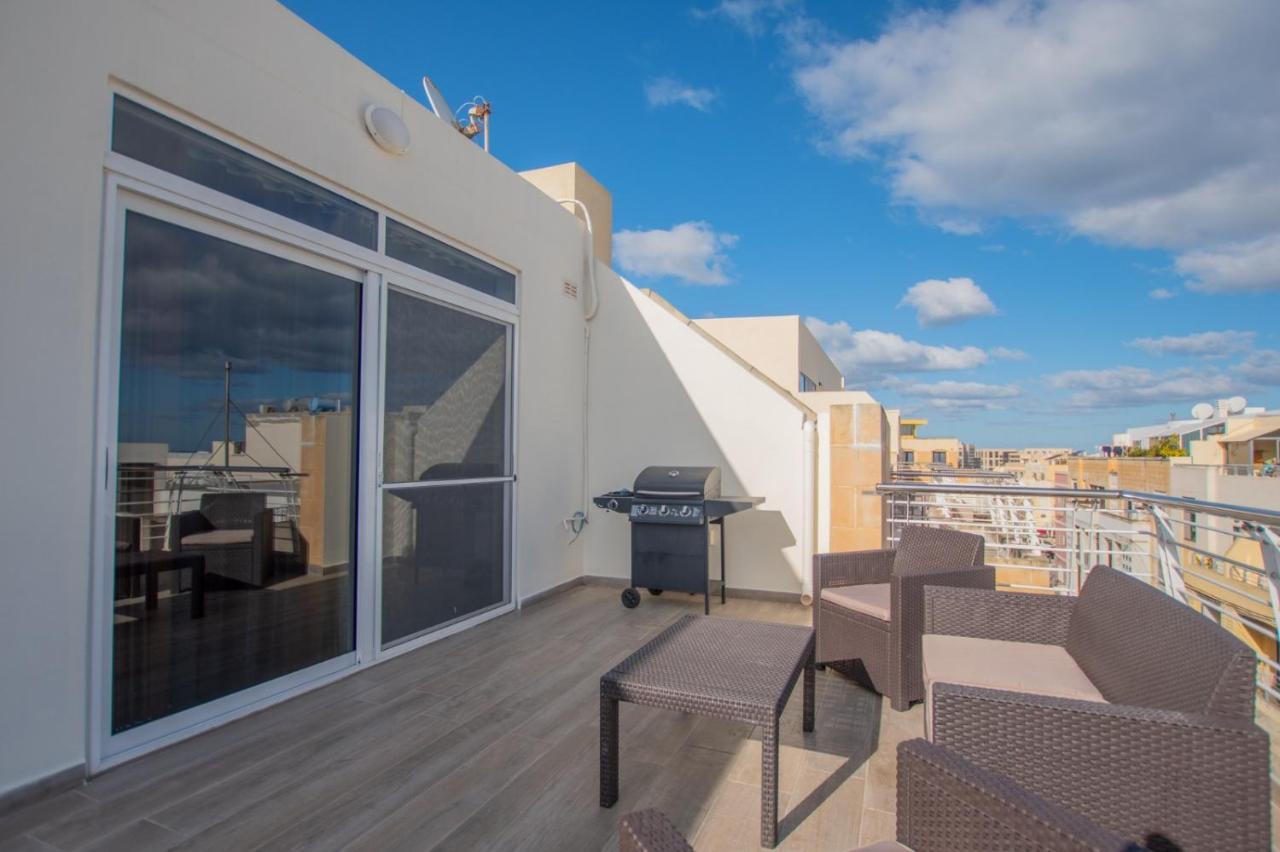 Kernice Penthouse With Sea And Country Views Of Xghajra المظهر الخارجي الصورة
